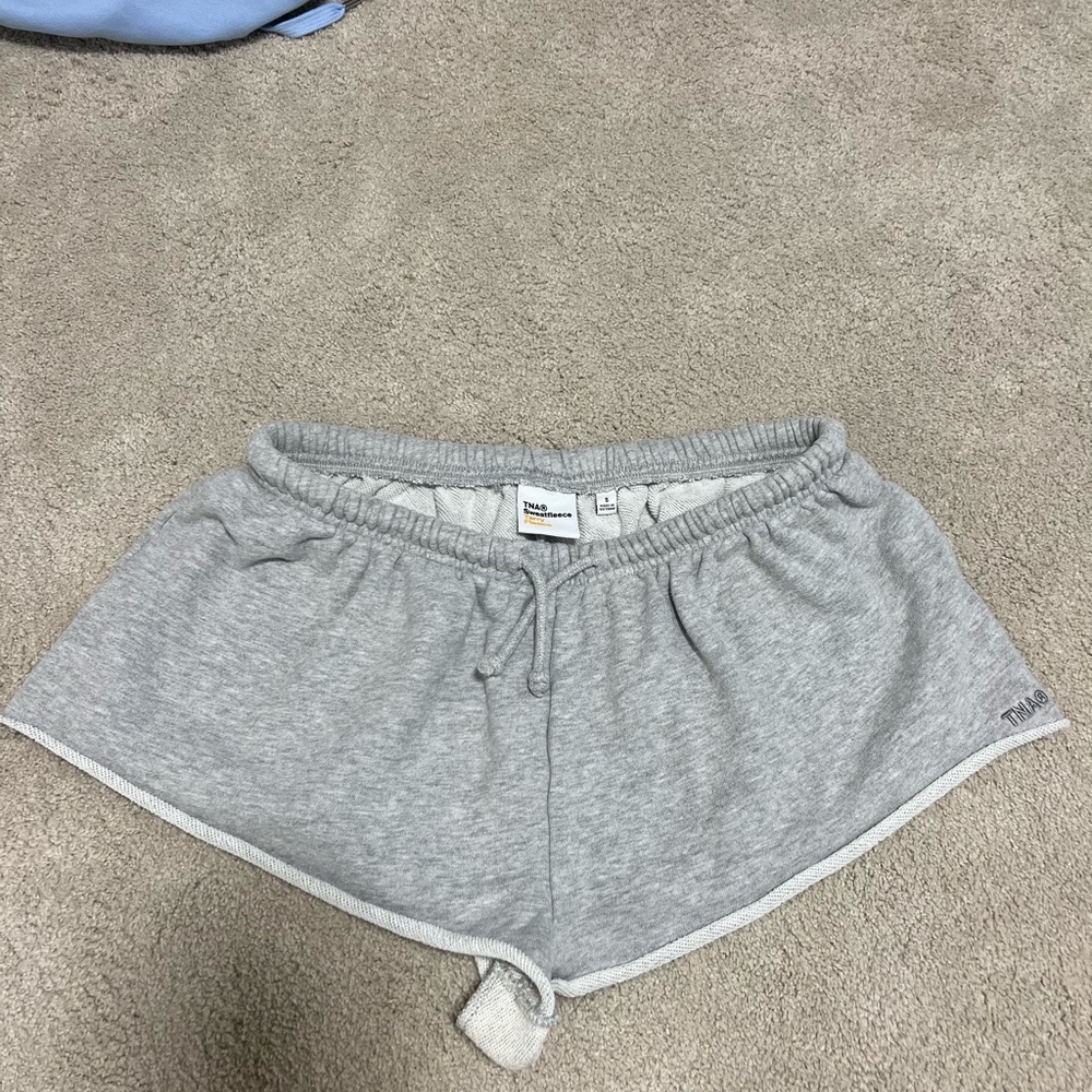 Aritzia TNA gray Women's Shorts